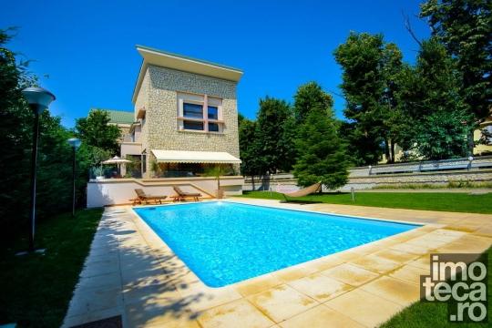 7 room Home/Villa for rent in Iancu Nicolae area 
